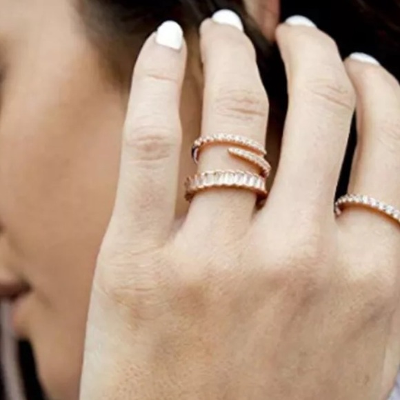 Women Fashion  Silver Drill Zirconia Open Band Ring - Picture 9 of 10